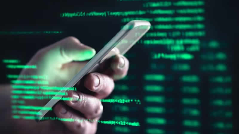 Trendeki Telefon Hırsızı Banka Uygulamalarından 21 Bin Sterlin Çaldı