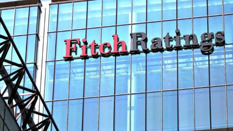 Fitch, İngiltere`nin notunu teyit etti