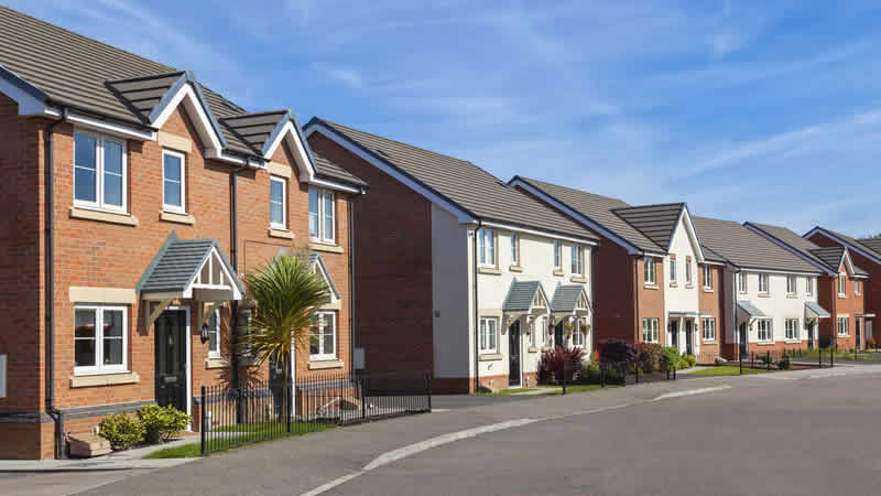 İngiltere’de gayrimenkul yatırımı için rota yeniden oluşturuluyor