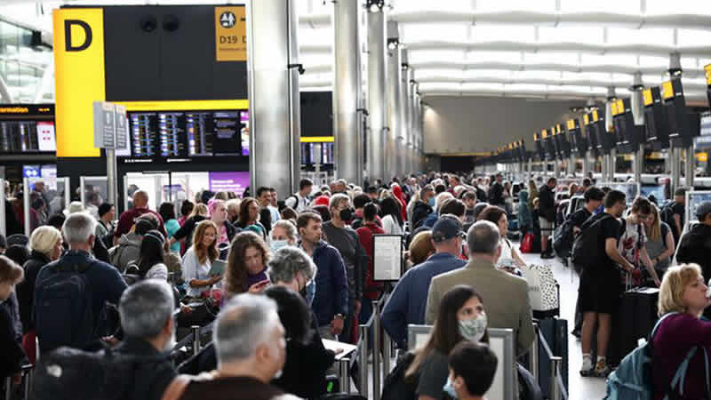 Heathrow ve Avrupa Havalimanlarında Siber Saldırı Şüphesi: Uçuşlar Gecikiyor