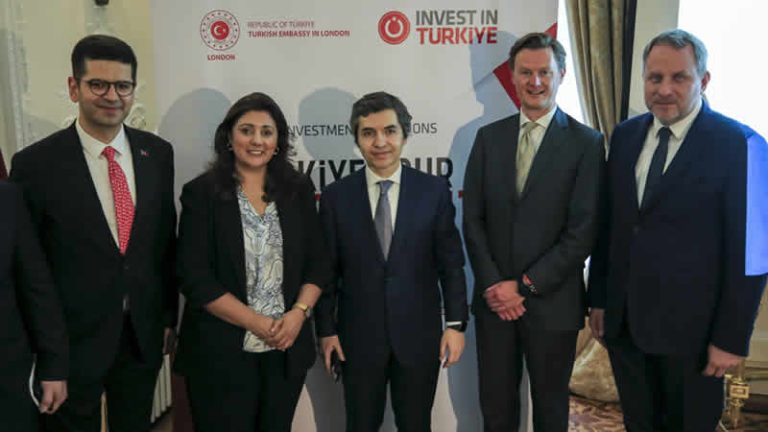 Londra’da “Türkiye: Dayanıklı Yatırım Partnerin”  resepsiyonu yapıldı