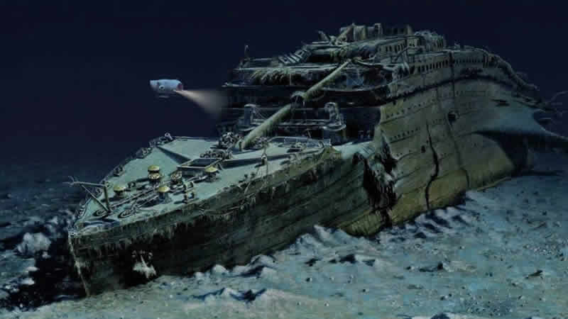 Titanik’in enkazına turist taşıyan denizaltı kayboldu