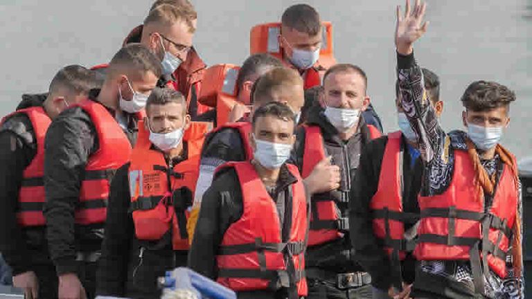 BM’den İngiltere’nin göç yasasına tepki