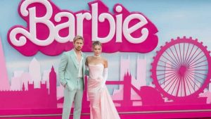 “Barbie” filmine Londra’da gösterişli gala