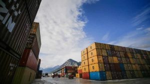 Batı Akdenizli ihracatçılar İngiltere’de gıda sektörü temsilcileriyle buluştu