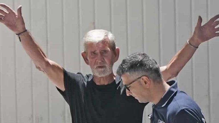 Hasta karısını öldüren 76 yaşındaki İngiliz “cinayetten” suçsuz bulundu