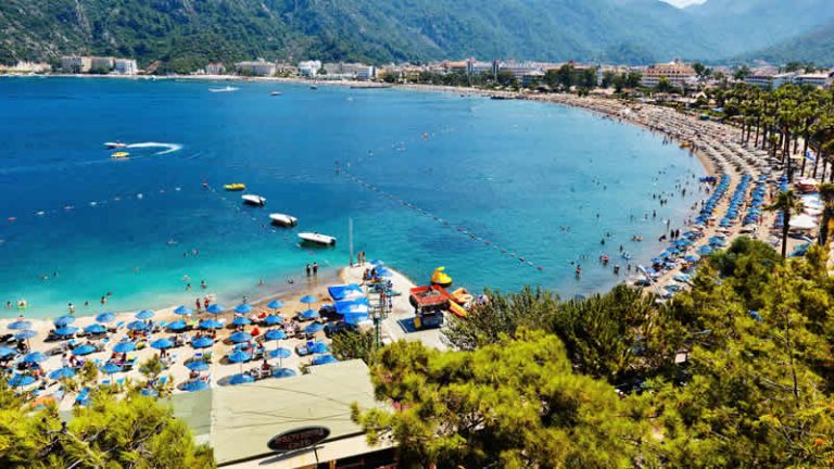 İngiltere’de fiyat artışına rağmen yurt dışı tatile talep azalmadı