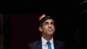 İngiltere’deki ara seçimlerde Başbakan Rishi Sunak’a darbe