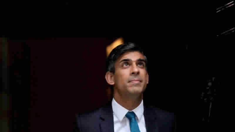 İngiltere’deki ara seçimlerde Başbakan Rishi Sunak’a darbe