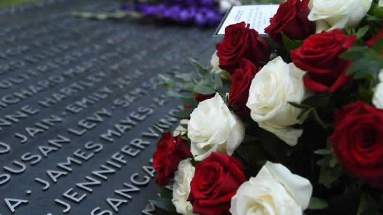 Londra’da 7 Temmuz saldırılarının kurbanları anıldı