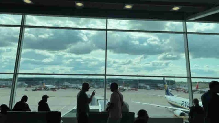 İngiltere’de havayolu krizi 2 hafta sürebilir