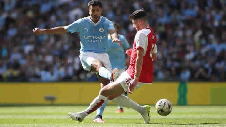 İngiltere Süper Kupası Arsenal’in oldu