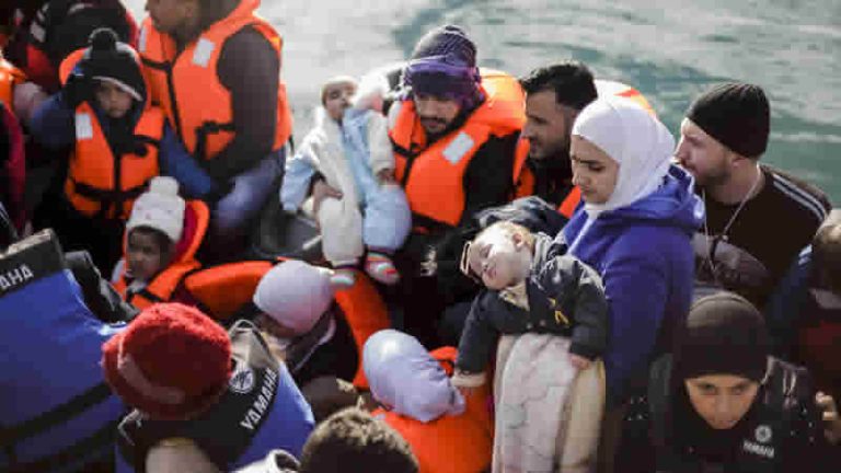 İngiltere ile Türkiye “yasadışı göç anlaşmasına” imza koydu