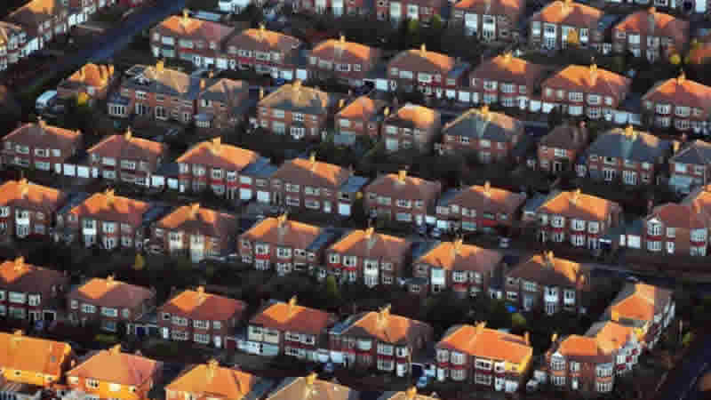 İngiltere konut satışları pandemiden beri en düşük seviyede