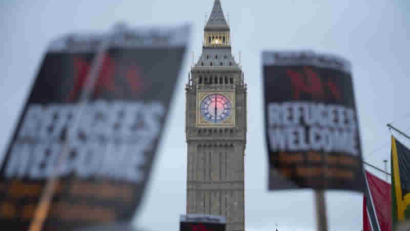 Binlerce sığınmacı başvuru sonucunu bekliyor