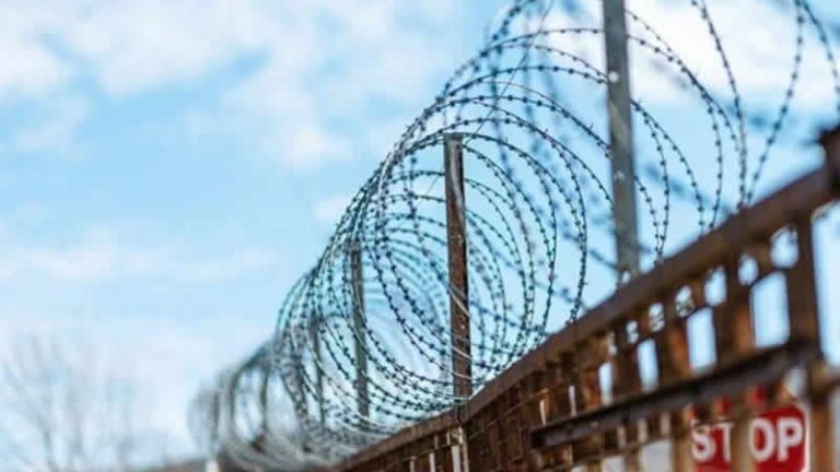 İngiltere’de cinsel saldırı ve eziyet içeren cinayet suçluları hapisten çıkamayacak