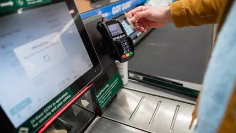 İngiltere’de perakende satışlar artış gösterdi