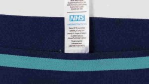 Morrisons, iç çamaşırlara “NHS kanser kontrol etiketi” koydu