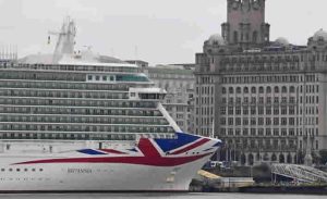 P&O Britannia yolcu gemisi Mallorca’da fırtına nedeniyle tankerle çarpıştı