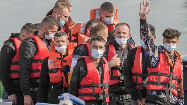 Türkiye ve İngiltere arasındaki göçmen anlaşmasının içeriğinde ne var?