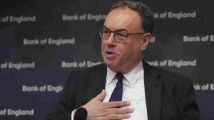 İngiltere Merkez Bankası: Faizde zirve seviyeye yaklaşıldı