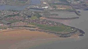 Barry Adası’nda denizde mahsur kalan beş kişi halk tarafından kurtarıldı