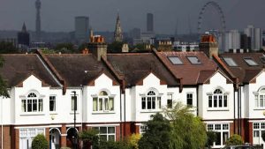 İngiltere’de enerji faturasını ödeyemeyen konut sayısı yüzde 36 arttı