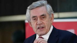 Gordon Brown: “Petrol zengini ülkeler iklim vergisi ödemeli”