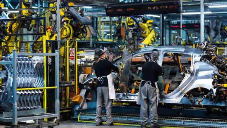 İngiltere’de otomobil üretimi düştü