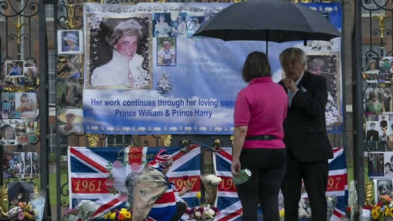 Prenses Diana, ölüm yıldönümünde unutulmadı