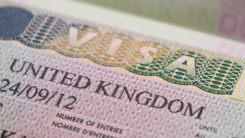 Turist ve öğrenciler için İngiltere vizesi ücretleri artıyor