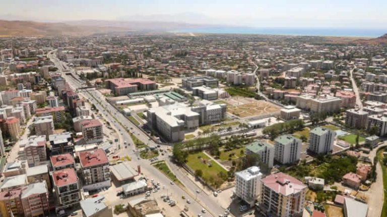 Van ve Londra kardeş oluyor!