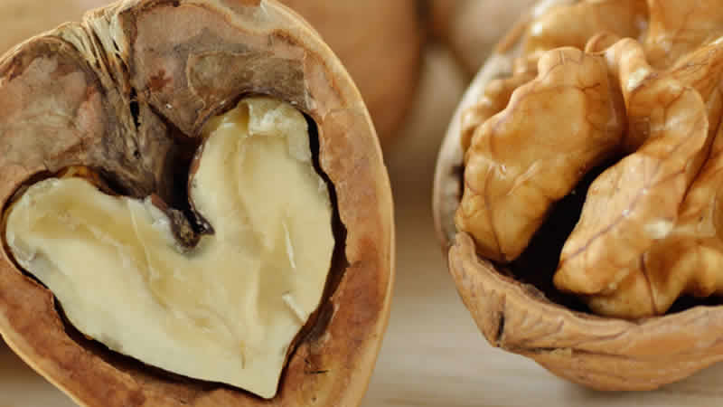 Diyetisten Öykü Uman: Düzenli ceviz tüketiminin faydaları