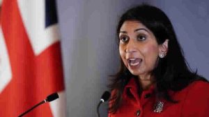 İngiltere İçişleri Bakanı Braverman “kitlesel göç kasırgası” uyarısı yaptı