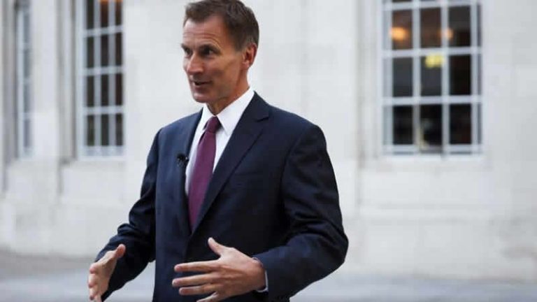 İngiltere Maliye Bakanı: “Enflasyonun bu yıl düşmeye devam etmesini bekliyoruz”