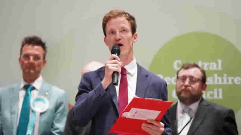 İngiltere’de ara seçimler: İşçi Partisi iki bölgede zafer kazandı