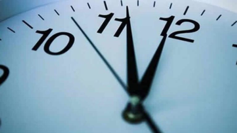 İngiltere’de yaz saati uygulaması sona erdi