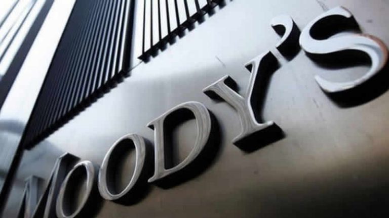 Moody’s İngiltere’nin not görünümünü “durağan”a çevirdi
