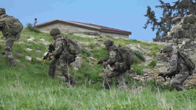 İngiltere Kıbrıs üslerindeki asker sayısını arttırdı