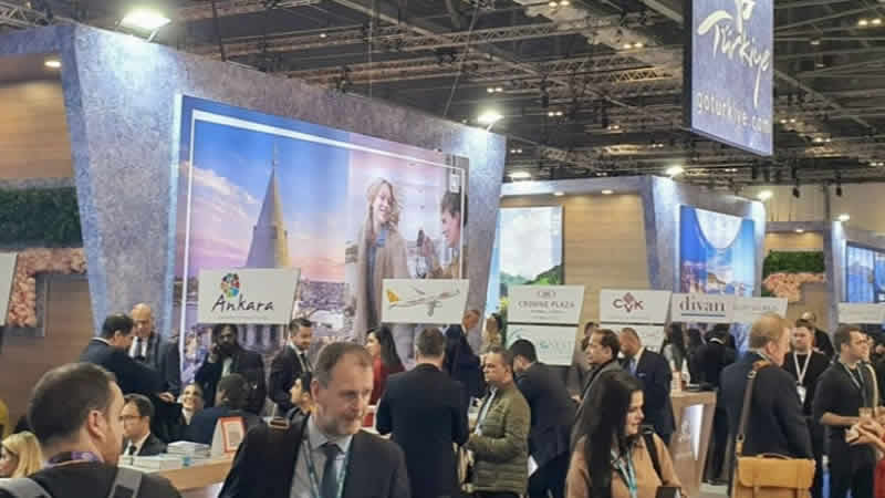 Londra’da turizm ve sağlık fuarına büyük ilgi