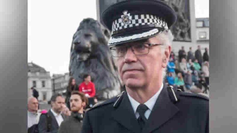 Londra’da uyuşturucu testini reddeden kıdemli polis memuru görevden alındı