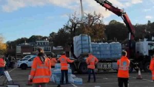 Olağanüstü hal ilan edildiğinden beri Surrey’de binlerce kişi hâlâ susuz