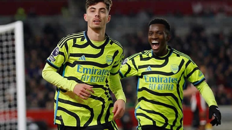 Premer Lig’in yeni lideri Arsenal