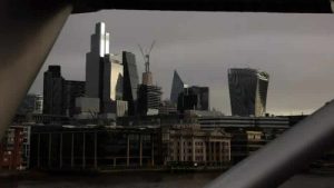 Rapor: İngiltere, Orta Asyalı elitlerin yolsuzluk yapmasını kolaylaştırıyor