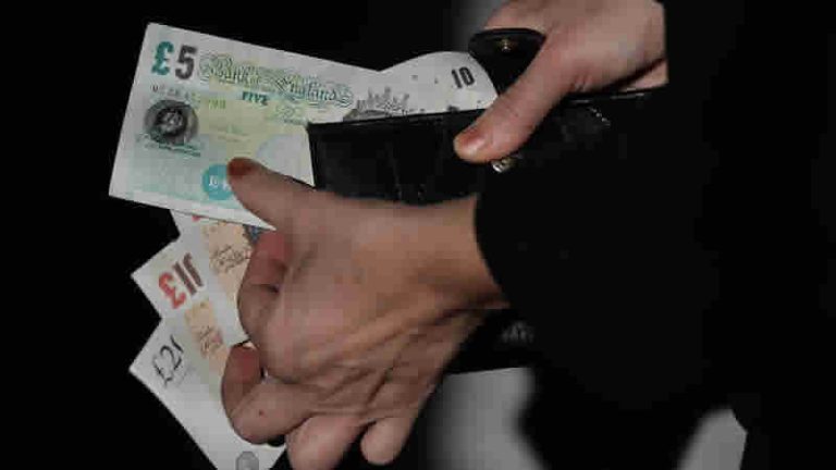 İngiltere’de asgari ücret Nisan’da artıyor