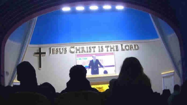 Birleşik Krallık’ta bir kilisede yaşanan “ruh kovma” seansı tepki çekti