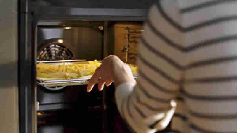 İngiliz ve Almanların yemekleri Türk ocaklarında pişiyor