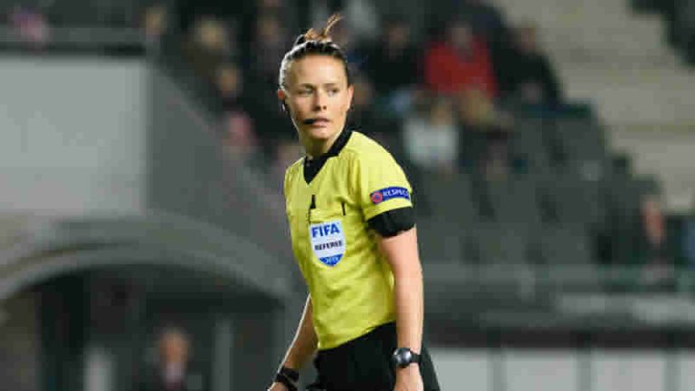 İngiltere’de First Lady’li tarihi maç