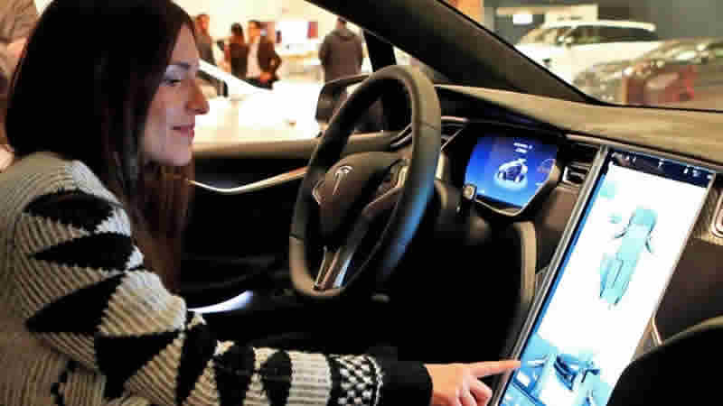 Sürücüsüz araçlar 2026 yılı sonuna kadar İngiltere yollarında olacak