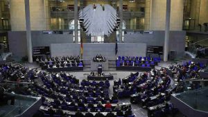 Almanya’da çifte vatandaşlığı mümkün kılan yasa tasarısı Meclis’te kabul edildi